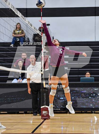 Thumbnail 2 in Bastrop vs Crockett (Austin) photogallery.