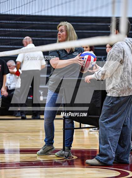 Thumbnail 2 in Bastrop vs Crockett (Austin) photogallery.