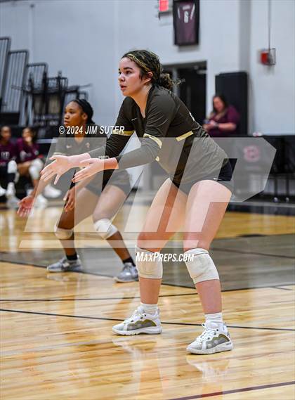 Thumbnail 1 in Bastrop vs Crockett (Austin) photogallery.