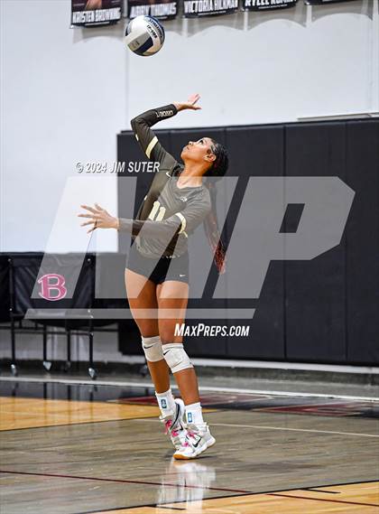 Thumbnail 2 in Bastrop vs Crockett (Austin) photogallery.