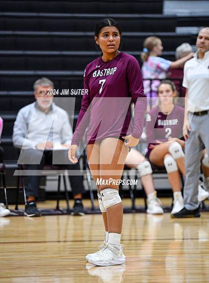 Thumbnail 1 in Bastrop vs Crockett (Austin) photogallery.