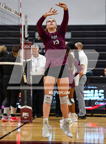 Thumbnail 2 in Bastrop vs Crockett (Austin) photogallery.