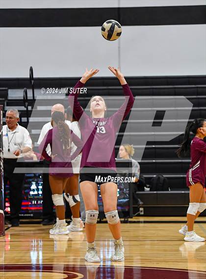 Thumbnail 2 in Bastrop vs Crockett (Austin) photogallery.