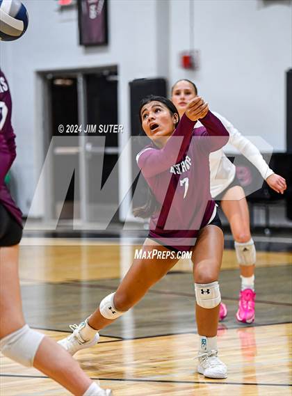 Thumbnail 2 in Bastrop vs Crockett (Austin) photogallery.