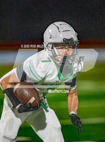 Thumbnail 1 in Archie Williams @ Tennyson photogallery.