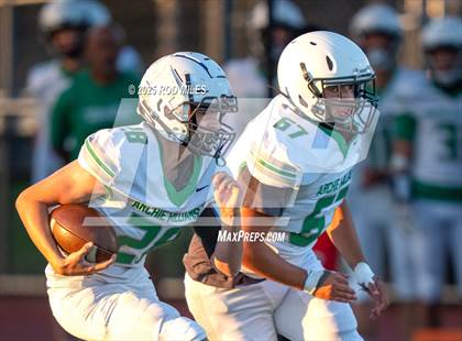 Thumbnail 3 in Archie Williams @ Tennyson photogallery.