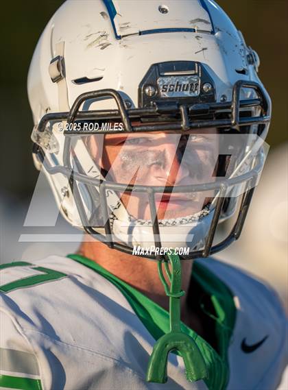 Thumbnail 2 in Archie Williams @ Tennyson photogallery.