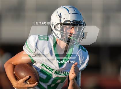 Thumbnail 1 in Archie Williams @ Tennyson photogallery.