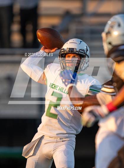 Thumbnail 3 in Archie Williams @ Tennyson photogallery.