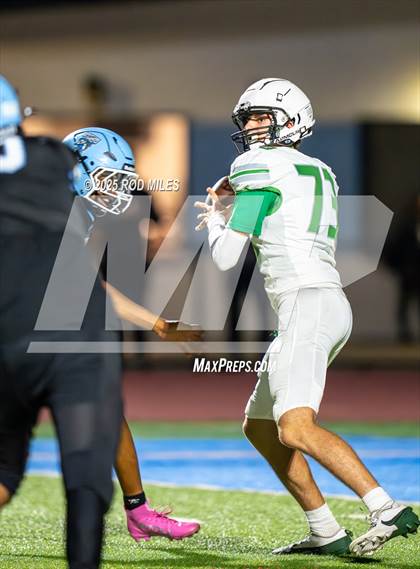 Thumbnail 3 in Archie Williams @ Tennyson photogallery.