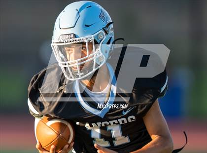 Thumbnail 3 in Archie Williams @ Tennyson photogallery.