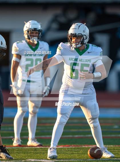 Thumbnail 3 in Archie Williams @ Tennyson photogallery.