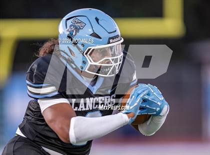 Thumbnail 2 in Archie Williams @ Tennyson photogallery.