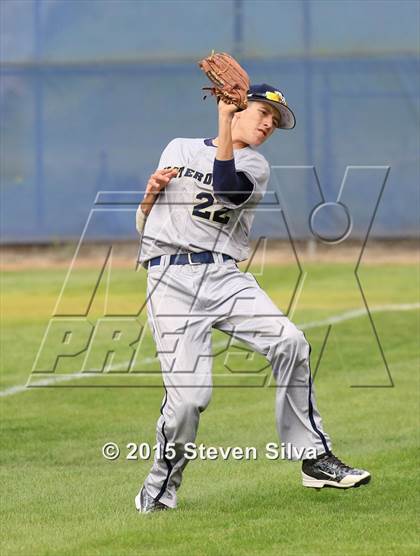 Thumbnail 3 in Mater Dei Catholic @ Eastlake photogallery.