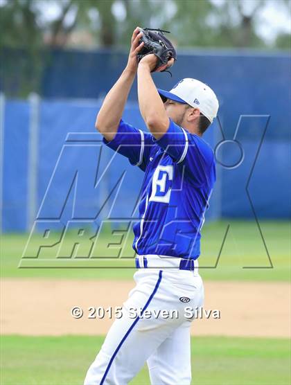Thumbnail 3 in Mater Dei Catholic @ Eastlake photogallery.