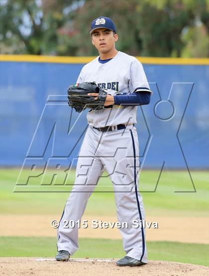 Thumbnail 3 in Mater Dei Catholic @ Eastlake photogallery.