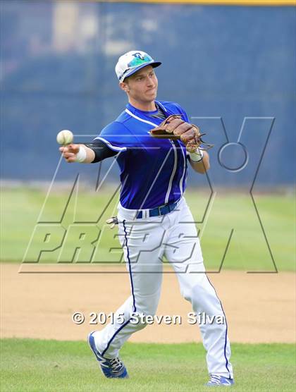 Thumbnail 1 in Mater Dei Catholic @ Eastlake photogallery.