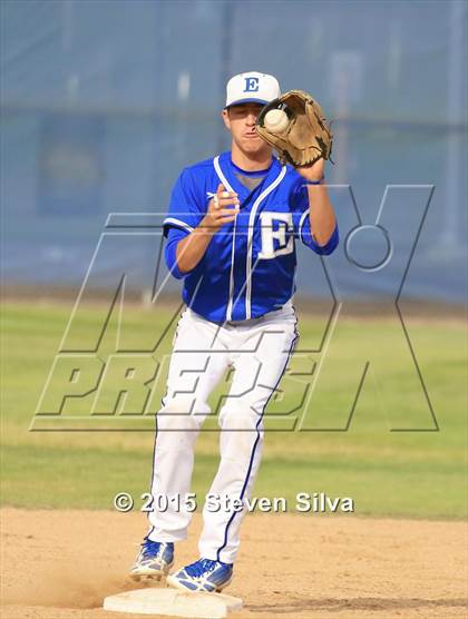 Thumbnail 3 in Mater Dei Catholic @ Eastlake photogallery.