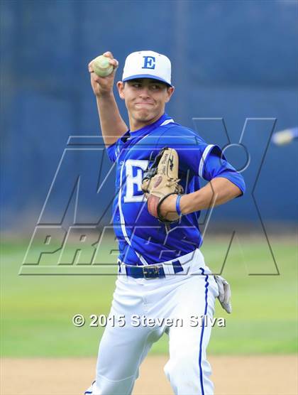 Thumbnail 1 in Mater Dei Catholic @ Eastlake photogallery.