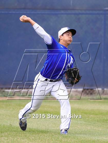 Thumbnail 3 in Mater Dei Catholic @ Eastlake photogallery.