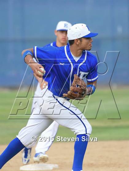 Thumbnail 2 in Mater Dei Catholic @ Eastlake photogallery.