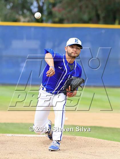 Thumbnail 2 in Mater Dei Catholic @ Eastlake photogallery.