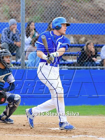 Thumbnail 2 in Mater Dei Catholic @ Eastlake photogallery.
