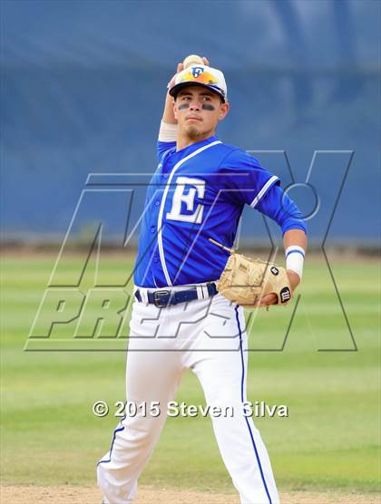 Thumbnail 3 in Mater Dei Catholic @ Eastlake photogallery.