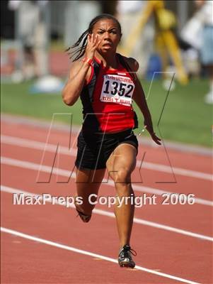 Thumbnail 1 in 79th Clyde Littlefield Relays photogallery.