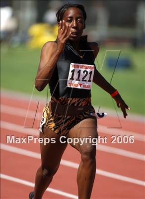 Thumbnail 2 in 79th Clyde Littlefield Relays photogallery.