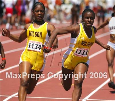 Thumbnail 1 in 79th Clyde Littlefield Relays photogallery.