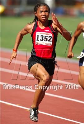 Thumbnail 3 in 79th Clyde Littlefield Relays photogallery.