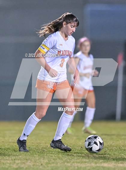 Thumbnail 2 in Lee vs Madison photogallery.