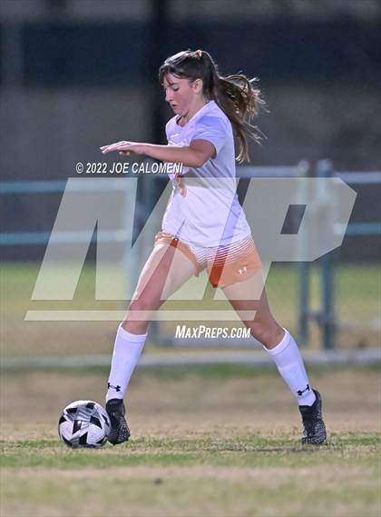 Thumbnail 1 in Lee vs Madison photogallery.