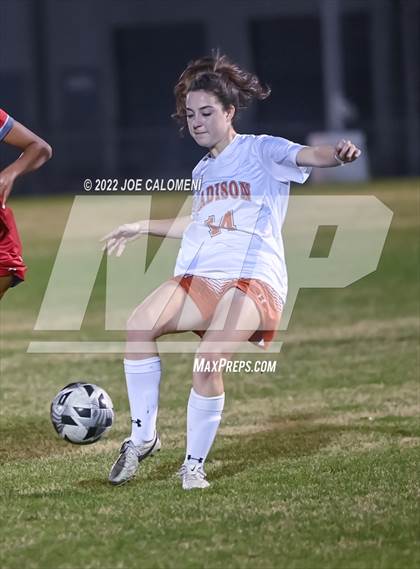 Thumbnail 1 in Lee vs Madison photogallery.