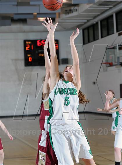 Thumbnail 1 in La Canada vs Thousand Oaks (La Canada Tournament) photogallery.