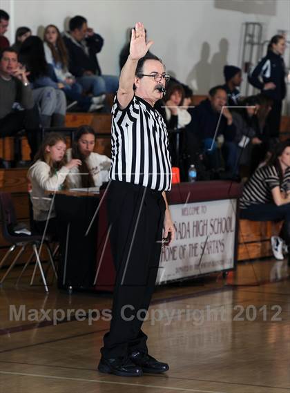 Thumbnail 3 in La Canada vs Thousand Oaks (La Canada Tournament) photogallery.