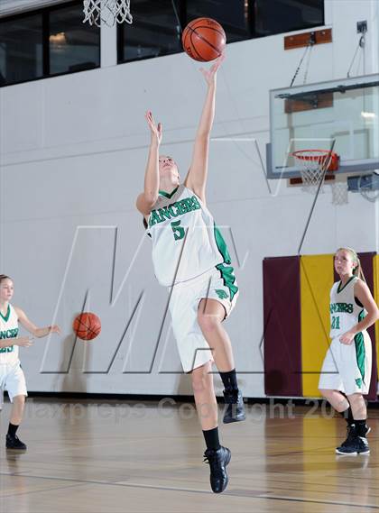 Thumbnail 2 in La Canada vs Thousand Oaks (La Canada Tournament) photogallery.