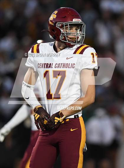 Thumbnail 3 in Central Catholic @ Jesuit photogallery.