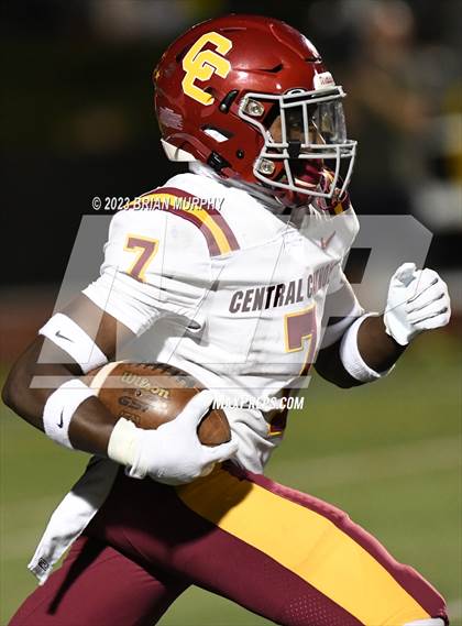Thumbnail 1 in Central Catholic @ Jesuit photogallery.