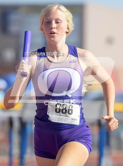 Thumbnail 3 in AIA Track & Field Championships (Girls Relay 4x800/400m DIV 1) photogallery.