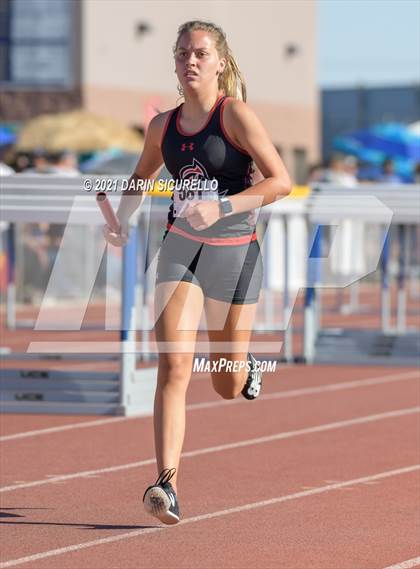 Thumbnail 2 in AIA Track & Field Championships (Girls Relay 4x800/400m DIV 1) photogallery.