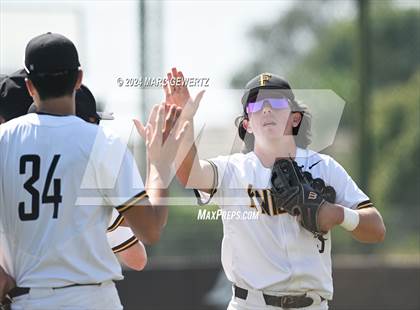 Thumbnail 1 in Villa Park @ Foothill photogallery.