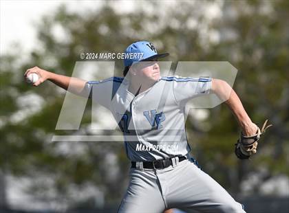 Thumbnail 1 in Villa Park @ Foothill photogallery.