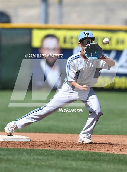 Thumbnail 1 in Villa Park @ Foothill photogallery.
