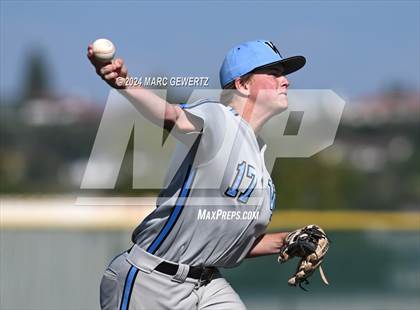 Thumbnail 1 in Villa Park @ Foothill photogallery.