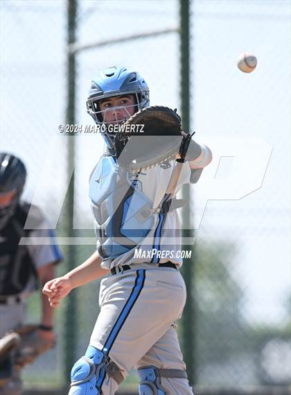Thumbnail 3 in Villa Park @ Foothill photogallery.