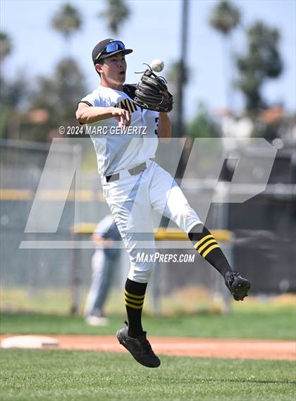 Thumbnail 3 in Villa Park @ Foothill photogallery.