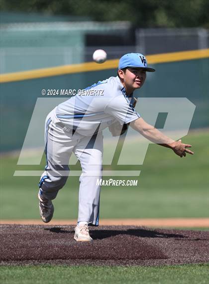Thumbnail 1 in Villa Park @ Foothill photogallery.