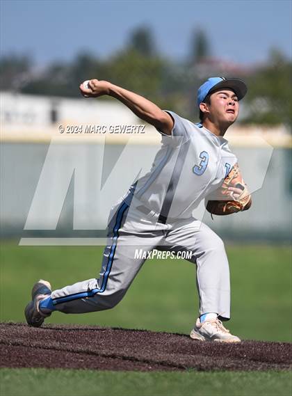Thumbnail 1 in Villa Park @ Foothill photogallery.